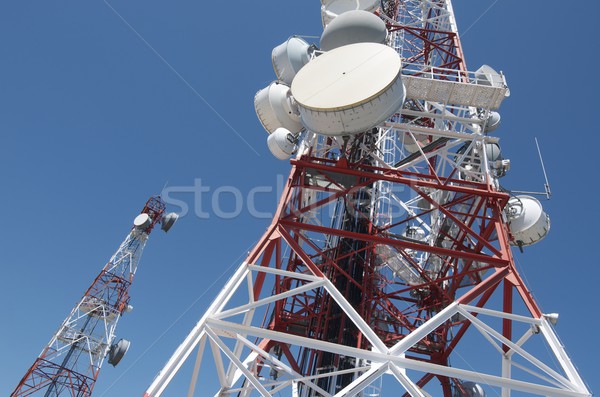 Telecomunicações torre fundo ver blue sky la Foto stock © pedrosala