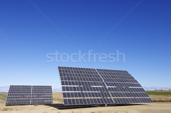 Solarenergie groß elektrische Macht Produktion Stock foto © pedrosala