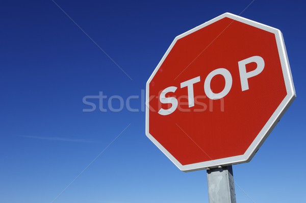 Stockfoto: Stoppen · stopteken · blauwe · hemel · hemel · auto · weg