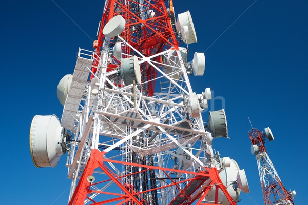 Stok fotoğraf: Telekomünikasyon · kule · mavi · gökyüzü · iş · gökyüzü · televizyon