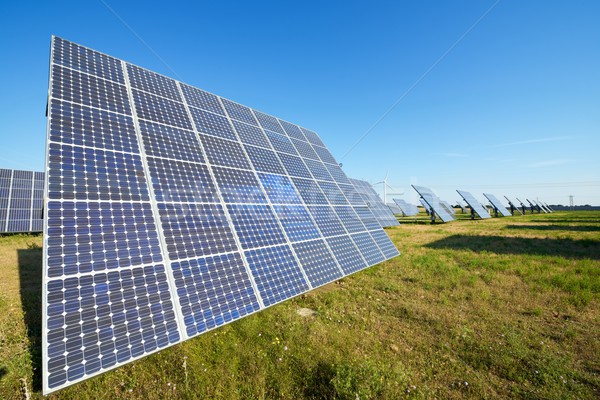 Solarenergie Photovoltaik erneuerbar elektrische Produktion Technologie Stock foto © pedrosala
