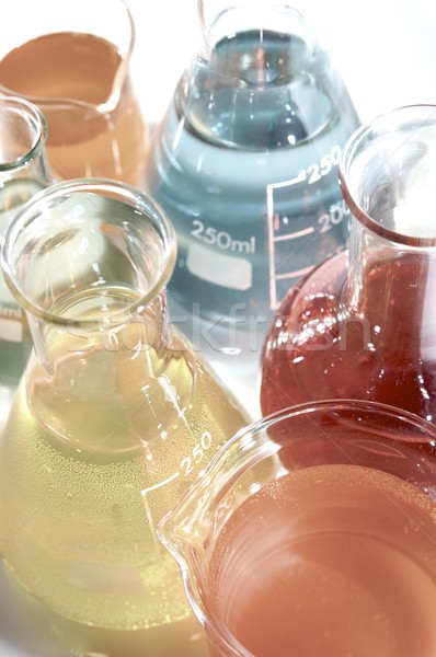 Glasgeschirr Farbe Flüssigkeit Labor Hintergrund orange Stock foto © pedrosala