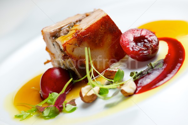 Foto stock: Cerdito · cerezas · blanco · placa · moderna · vegetales