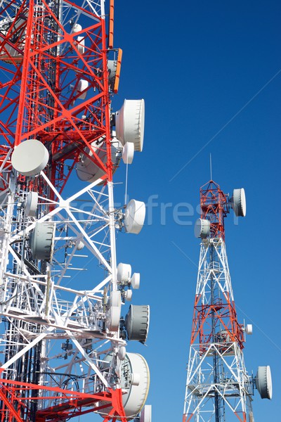 Foto stock: Telecomunicaciones · cielo · azul · negocios · televisión · construcción