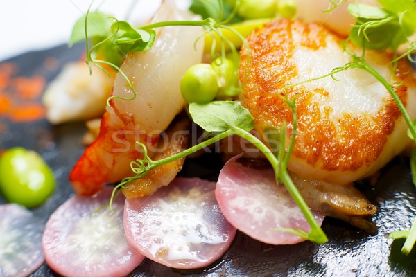 Purcel alimente peşte bucătărie restaurant Imagine de stoc © pedrosala
