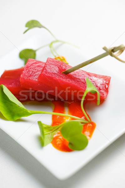 Czerwony tuńczyka mały biały spodek ryb Zdjęcia stock © pedrosala