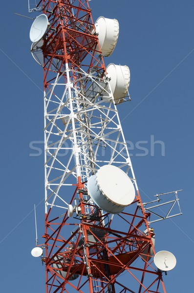 Telecomunicações torre fundo ver blue sky la Foto stock © pedrosala