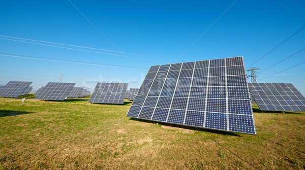 Energia solar fotovoltaica elétrico produção tecnologia Foto stock © pedrosala