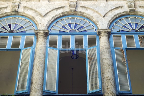 Legno Windows palazzo L'Avana Cuba casa Foto d'archivio © pedrosala