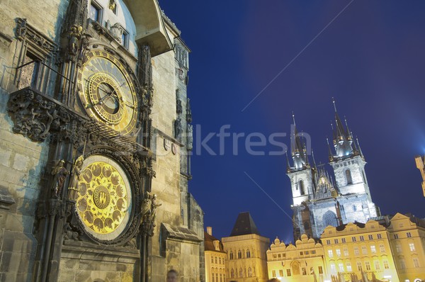 Nacht Praag stad raad toren kerk Stockfoto © pedrosala