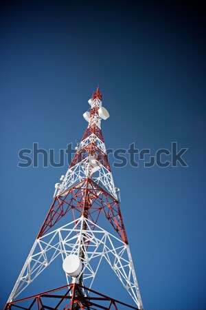Telecommunicatie toren blauwe hemel business hemel televisie Stockfoto © pedrosala