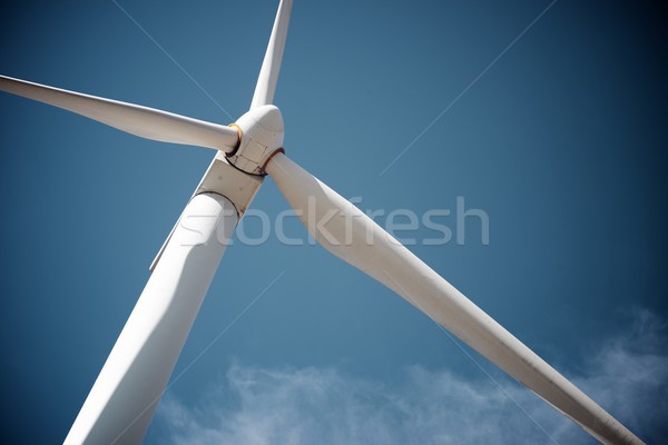 Vânt energie moară de vânt electric putere producere Imagine de stoc © pedrosala