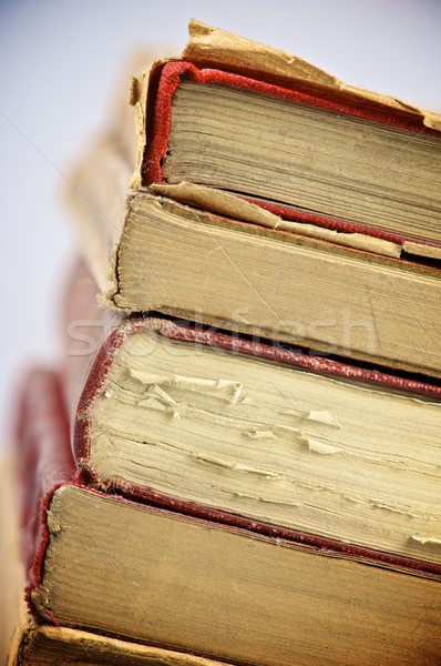 Starych książek grupy książki edukacji Zdjęcia stock © pedrosala