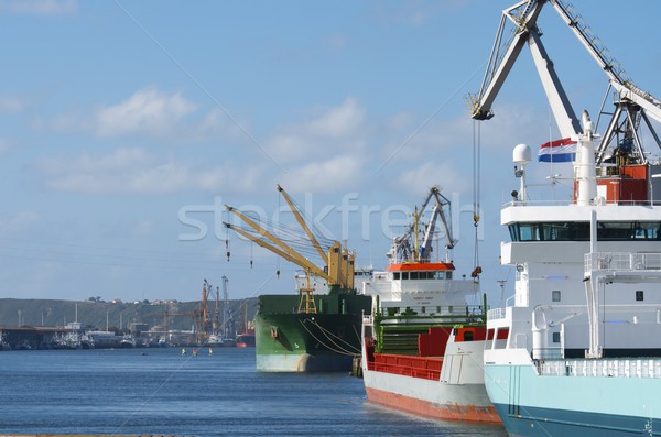 Kikötő teher hajók víz tenger csónak Stock fotó © pedrosala