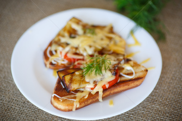 Foto d'archivio: Caldo · sandwich · melanzane · pomodori · formaggio · cena