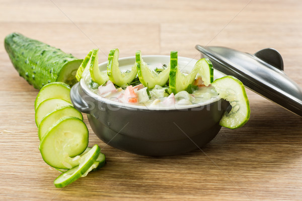 [[stock_photo]]: Froid · concombre · soupe · légumes · pan · bois