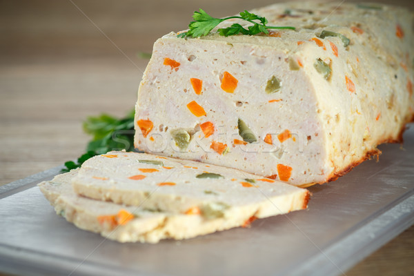 [[stock_photo]]: Poulet · légumes · table · fond · rouge · viande