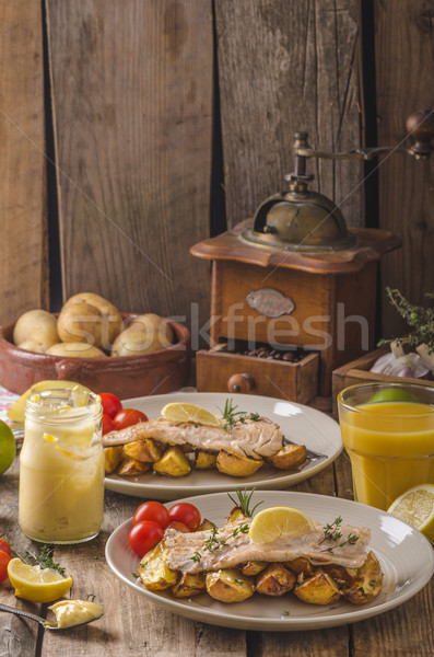 Foto stock: Arco-íris · truta · filé · batatas