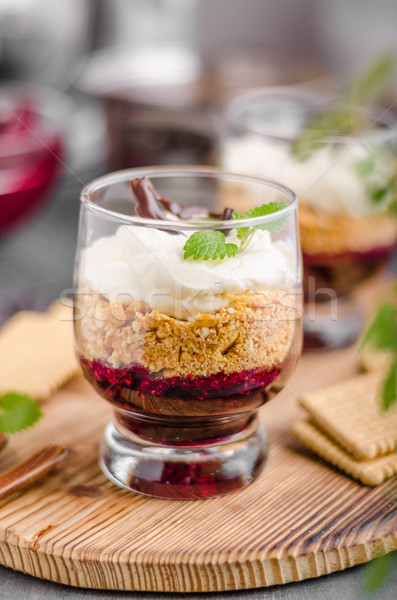 Cheesecake verre chocolat mascarpone fruits été [[stock_photo]] © Peteer