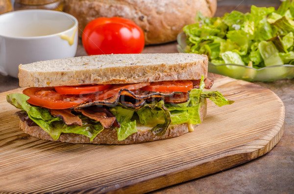 Blt sandviç marul sağlıklı ekmek gıda Stok fotoğraf © Peteer