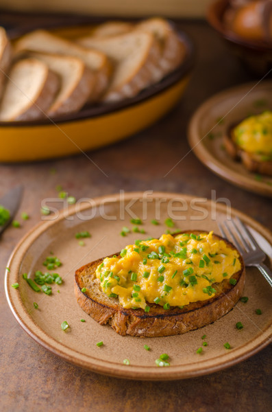 Huevos revueltos hierbas simple completo proteína desayuno Foto stock © Peteer