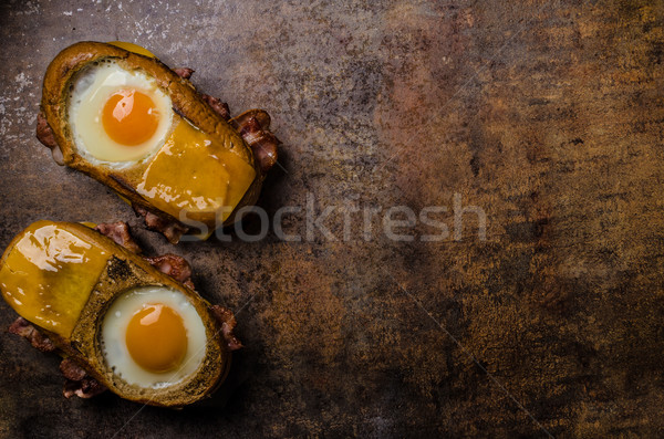 Geroosterd kaas brood ei binnenkant cheddar Stockfoto © Peteer