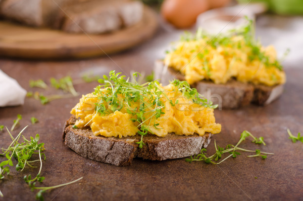 Rührei Brot frischen Eier Platte Stock foto © Peteer