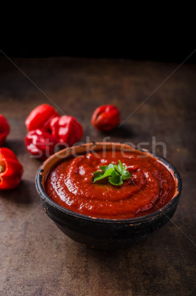 Salsa picante chile pimientos tomates perejil superior Foto stock © Peteer