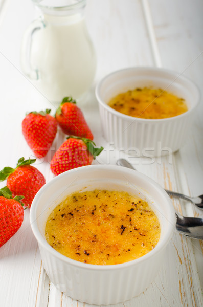 Delicious Creme brulee Stock photo © Peteer