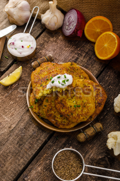 Kalafior curry naleśniki pikantny grecki Zdjęcia stock © Peteer