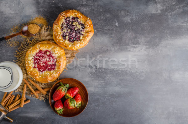 Mini tarte baies tchèque vieux style [[stock_photo]] © Peteer