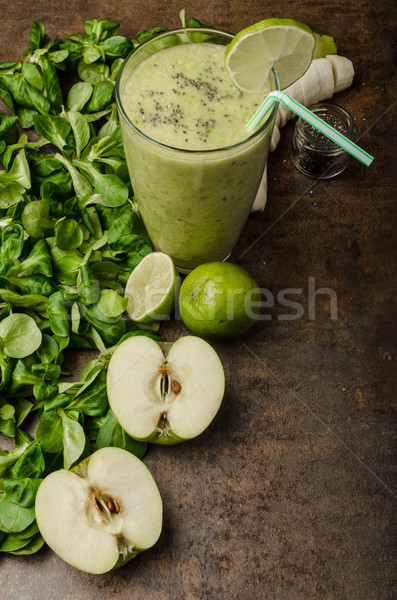 Delicioso smoothie verde maçãs cal madeira maçã Foto stock © Peteer