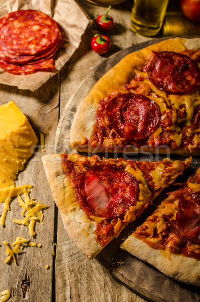 Сток-фото: деревенский · салями · пиццы · чеддер · сыра · чоризо