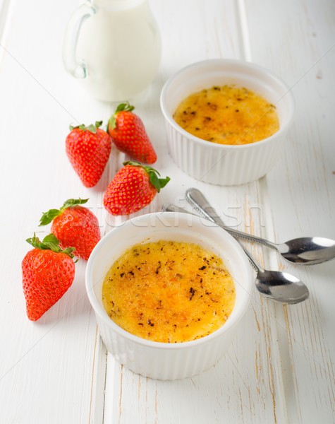 Delicious Creme brulee Stock photo © Peteer