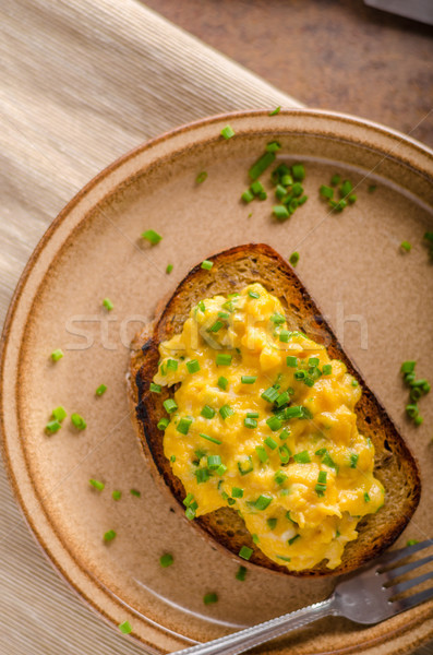 Rührei Kräuter einfache voll Protein Frühstück Stock foto © Peteer