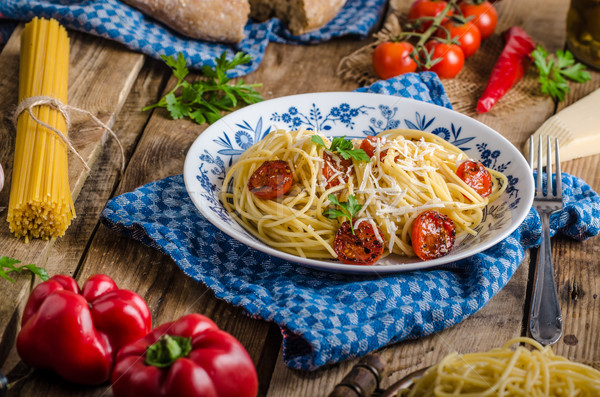 Italiano pasta tomates parmesano rústico Foto stock © Peteer