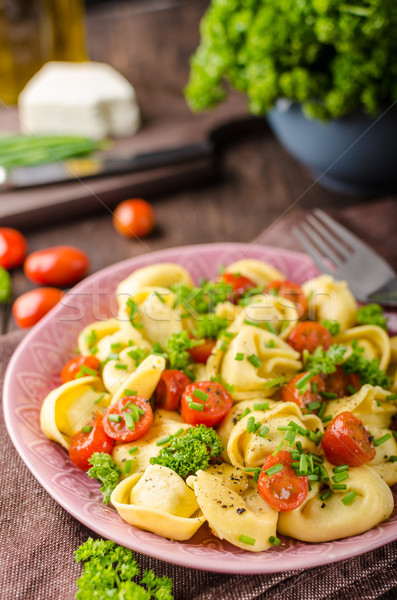 Stockfoto: Tortellini · kruiden · tomaten · vers · kaas · voedsel