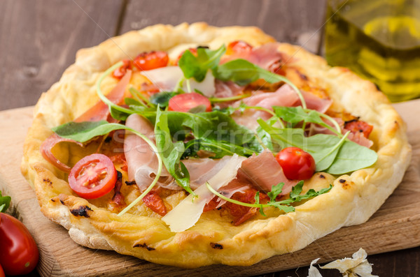 Stockfoto: Italiaans · pizza · parmezaanse · kaas · prosciutto · klein