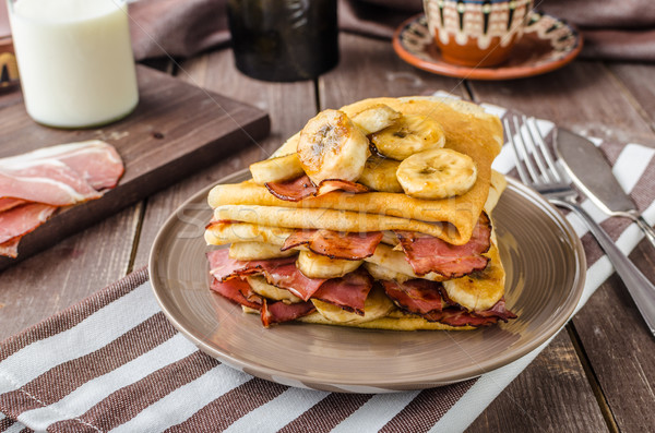 Pannenkoeken spek banaan esdoorn heerlijk eenvoudige Stockfoto © Peteer