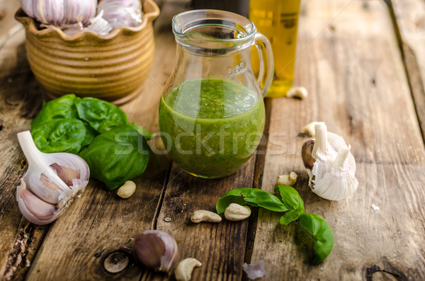 Zdjęcia stock: Włoski · pesto · oryginał · oliwy · bazylia · orzechy