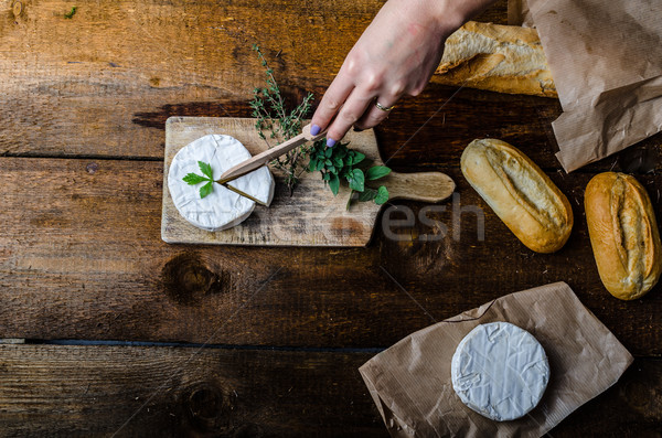 Camembert miękkie ser domowej roboty starych Zdjęcia stock © Peteer