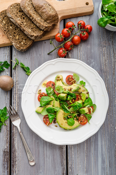 Salata yaz avokado domates yer fıstığı kuzu Stok fotoğraf © Peteer