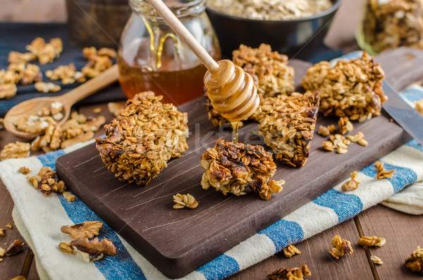 Gebacken Müsli Nüsse Honig inländischen Stock foto © Peteer