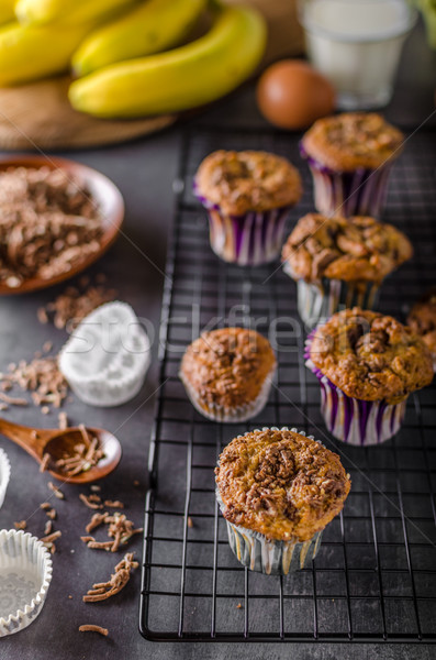 Banán teljes kiőrlésű muffinok egészséges finom csokoládé Stock fotó © Peteer