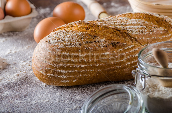 Eigengemaakt brood rustiek heerlijk klaar Stockfoto © Peteer