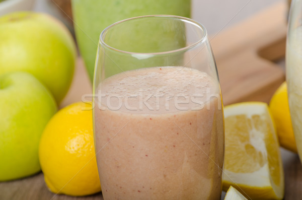 Foto stock: Frescos · casero · zalamero · pomelo · plátano · hierba