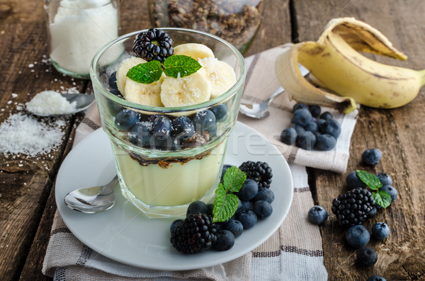 Stock photo: Vanilla pudding with berries