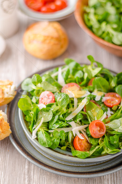 Agneau laitue salade pansement croustillant chignon Photo stock © Peteer