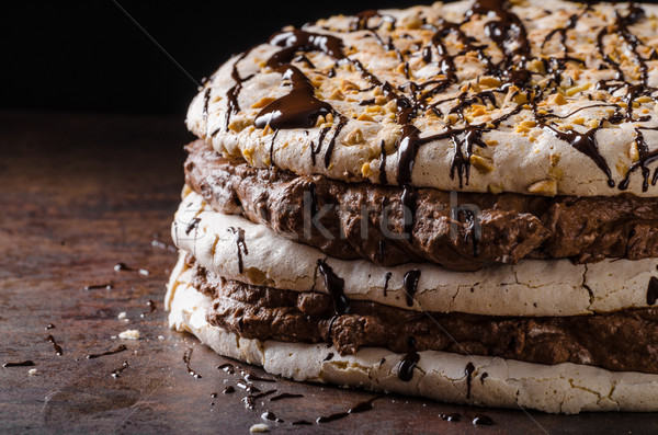 Chocolate bolo delicioso ovo nozes comida Foto stock © Peteer