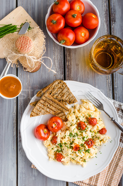 Jajecznica pomidory szczypiorek panini toast Zdjęcia stock © Peteer